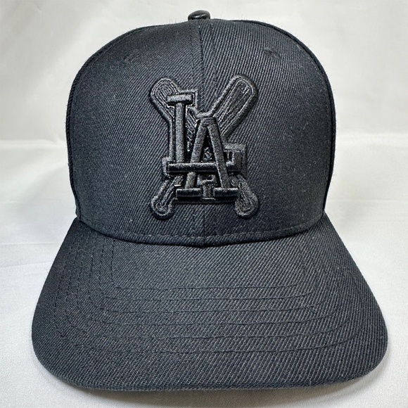 Los Angeles Dodgers Pro Standard Stacked Logo Snapback Hat Black, OS - Picture 1 of 8
